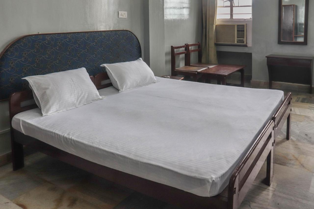 Spot On 49477 Hotel Galaxy ดิมาปูร์ ภายนอก รูปภาพ